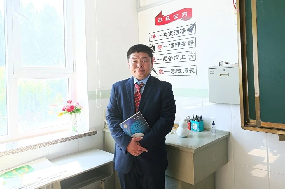 最美教师 | 张海：不忘初心，不断追寻教育的真谛